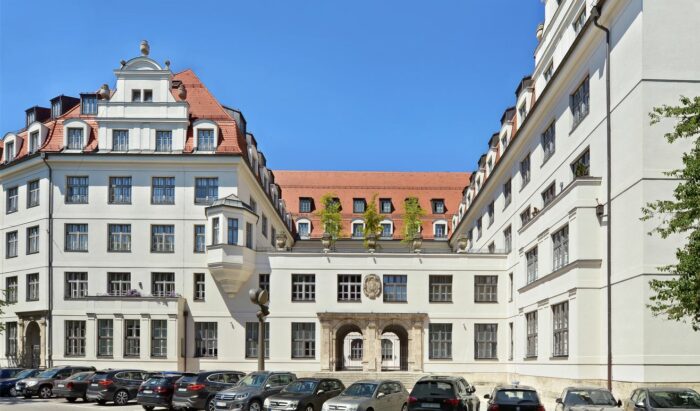 5-Zimmmer-Wohnung Yoo München
